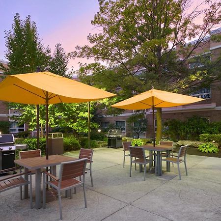 Towneplace Suites By Marriott Mississauga-Airport Corporate Centre Exterior photo