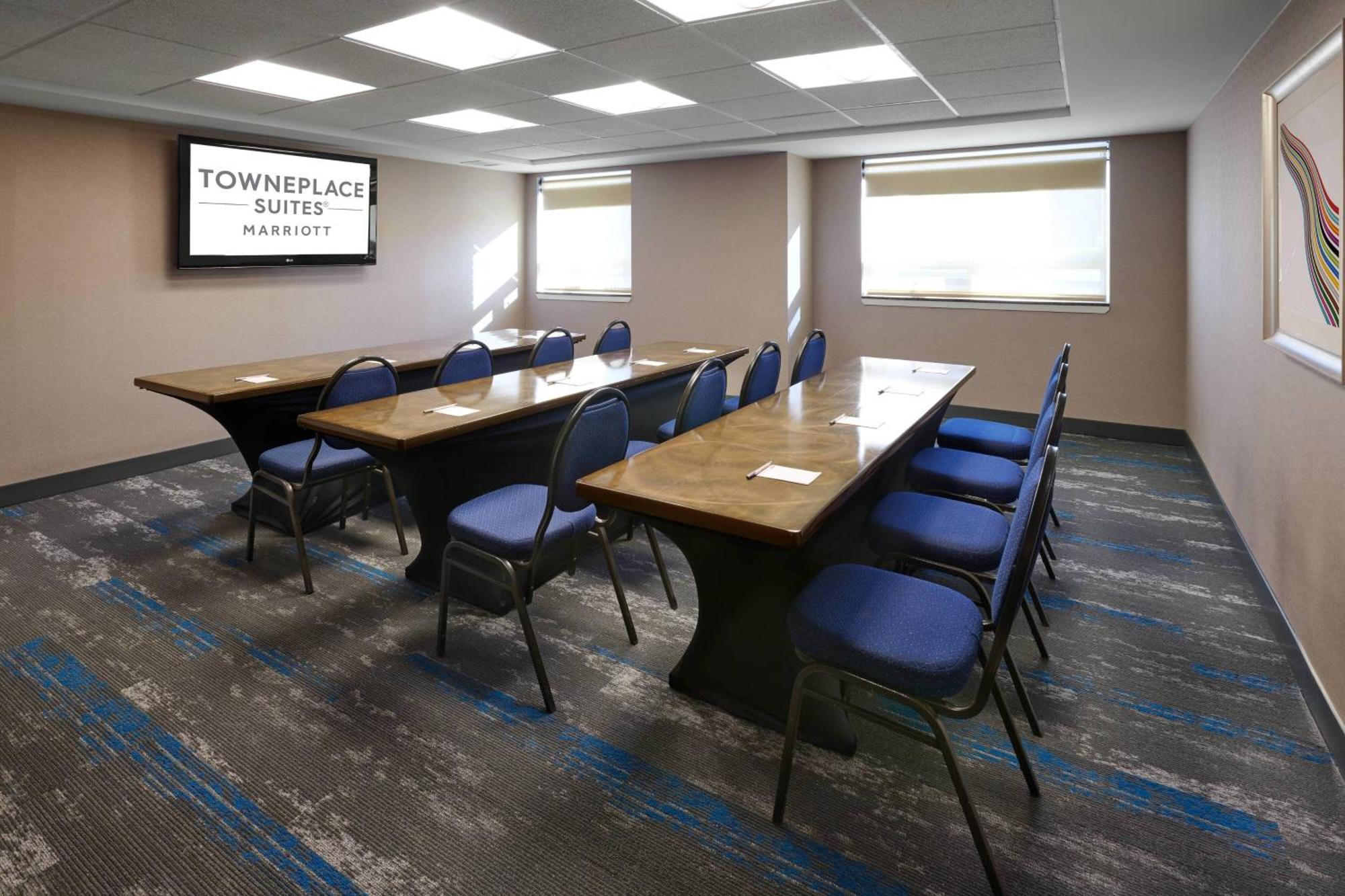 Towneplace Suites By Marriott Mississauga-Airport Corporate Centre Exterior photo